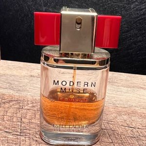 MODERN MUSE LE ROUGE
EAU DE PARFUM SPRAY